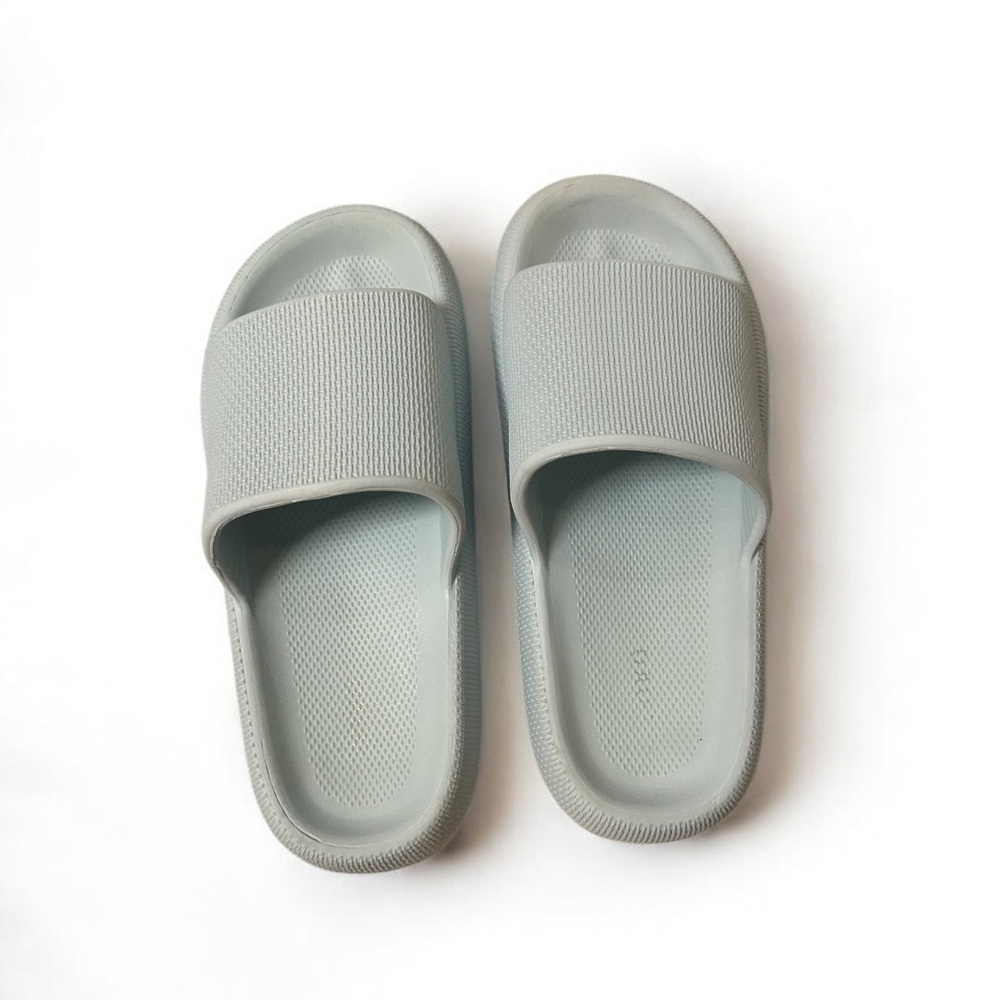 Blue Women’s Cloud Slides Baby Blue Size 40-41 — image 2 of 8